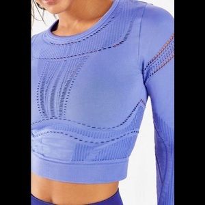 NWT Fabletics Jaycee Mesh Top